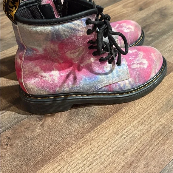 Authentic Dr. Martens Kids Size 3 Tie-Dye Combat Boots Unisex Lace Up Suede Boot - Picture 12 of 17